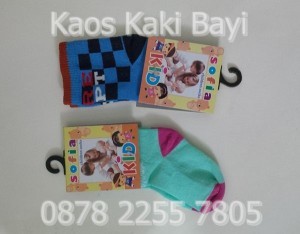 grosir-kaos-kaki-anak