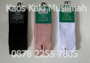 grosir-kaos-kaki-muslimah