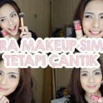 Blogger Cantik ini Gunakan Kaos Kaki Untuk Alat Makeup