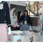 Uniknya Gaya Kaos Kaki dan Seragam Sekolah Pelajar Jepang di Japan Fashion Event